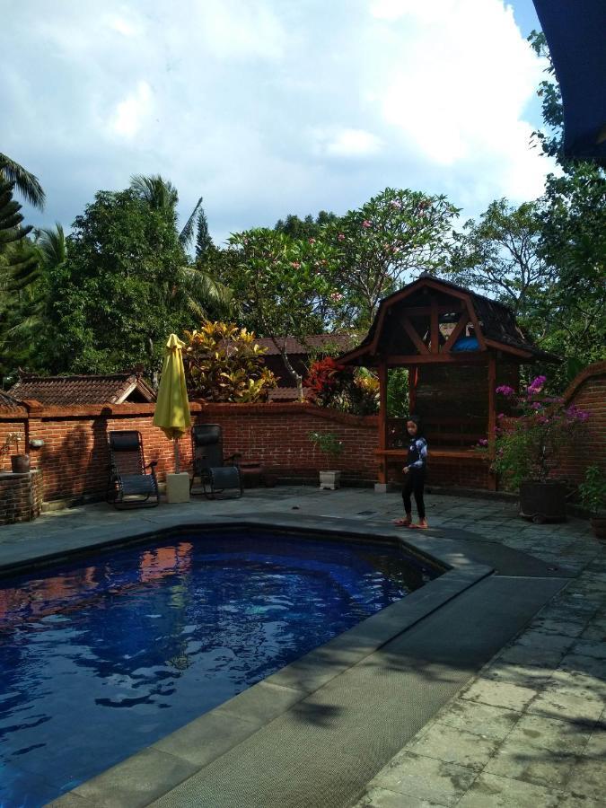 The Country House Senggigi Exterior foto